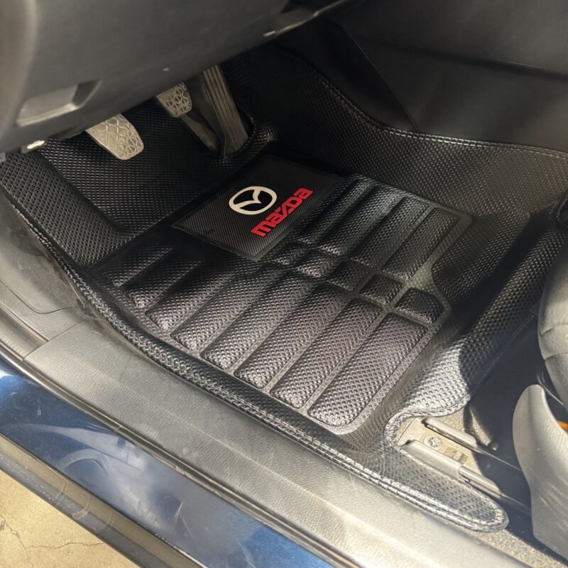 PISO 5D MAZDA 3 2020-2025 PVC - Imagen 2