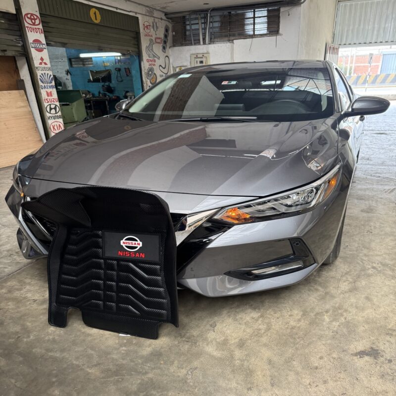 PISO 5D NISSAN SENTRA 2021-2025 PVC - Imagen 2
