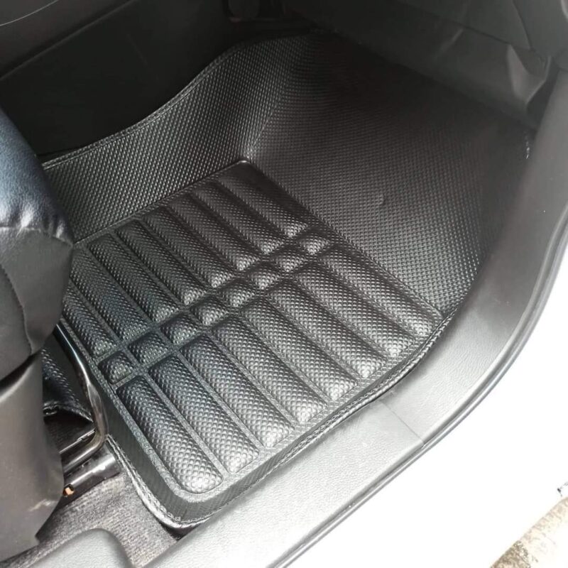 PISO 5D SUZUKI ERTIGA -XL7 2018-2024 PVC - Imagen 3