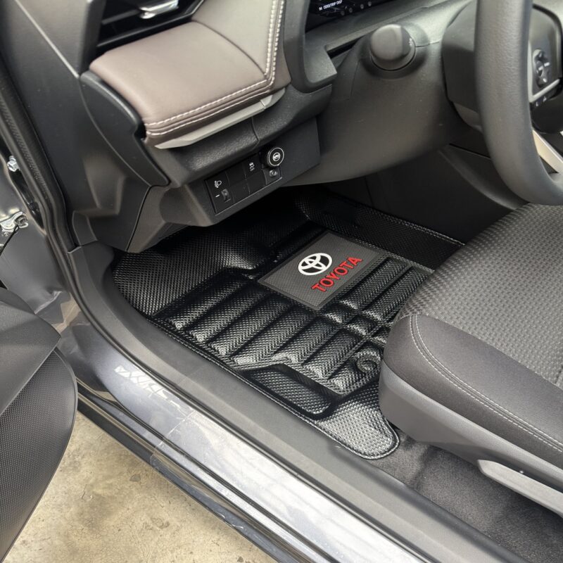 PISO 5D TOYOTA YARIS 2023-2024 PVC - Imagen 2