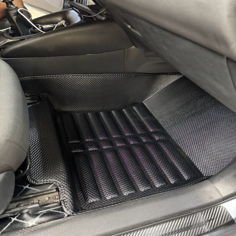 PISO 5D TOYOTA COROLLA 2020-2024 PVC - Imagen 3