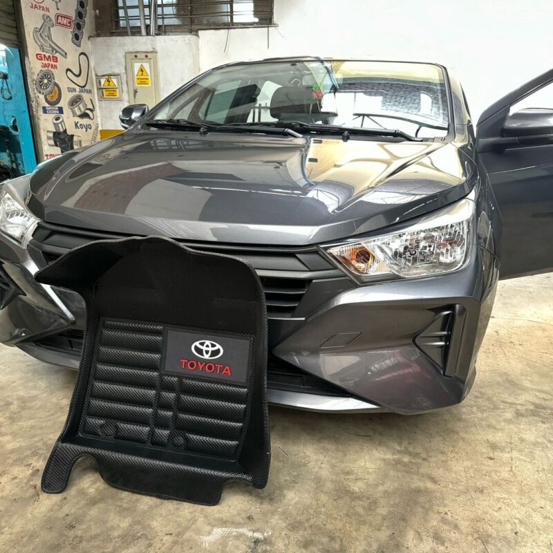 PISO 5D TOYOTA AGYA 2024+ PVC - Imagen 2