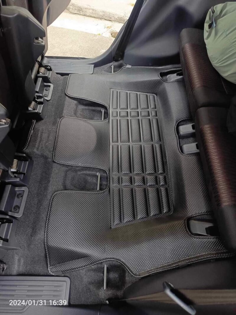PISO 5D TOYOTA AVANZA 2023-2024 PVC - Imagen 5