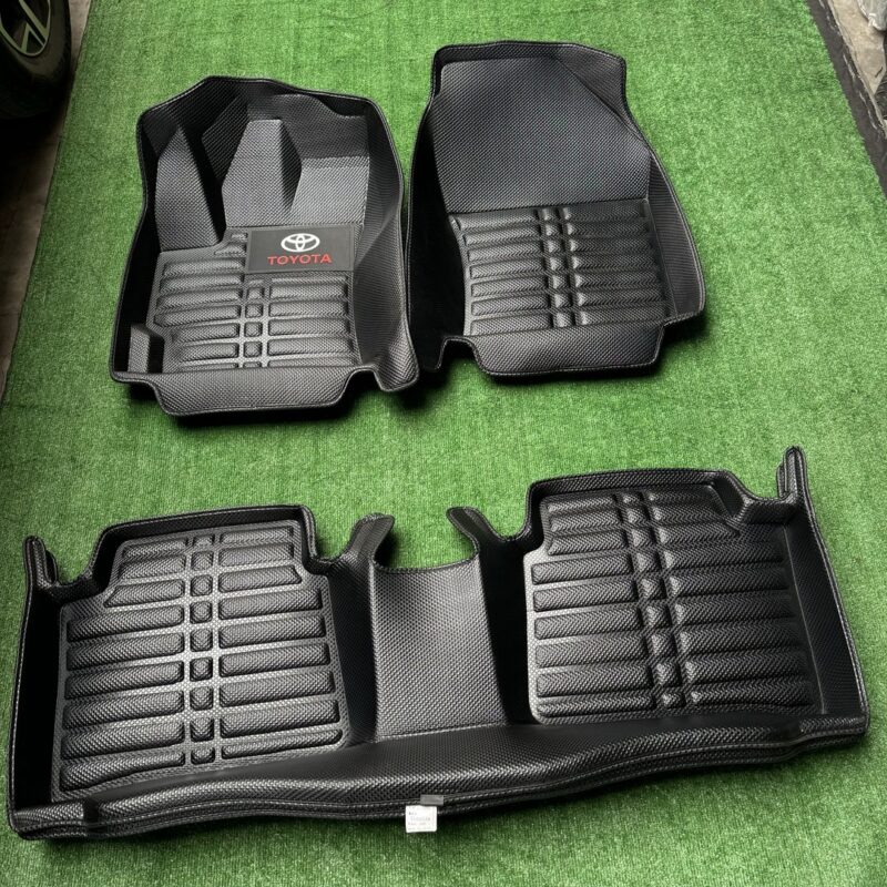 PISO 5D TOYOTA COROLLA CROSS PVC - Imagen 2
